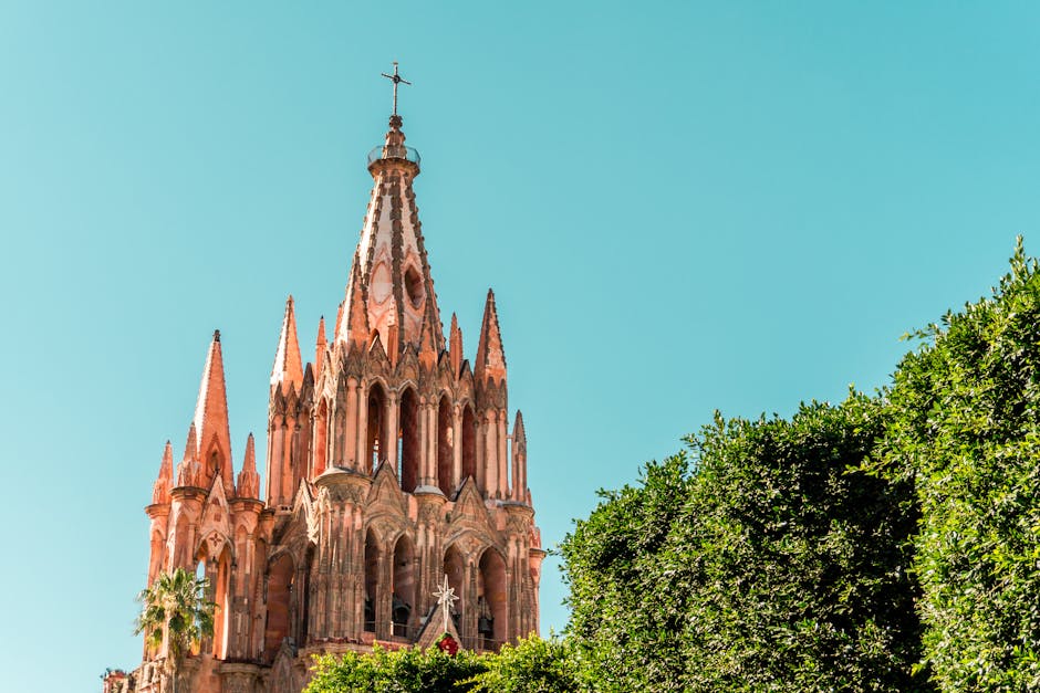 Parroquia de San Miguel Arcángel at sunset