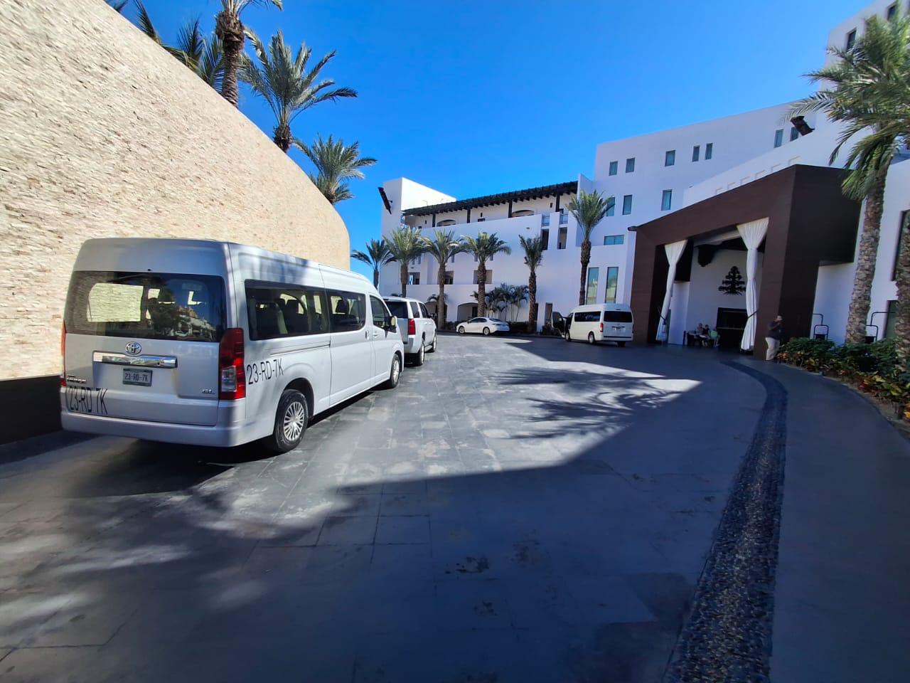 Toyota HiAce group transfer Riviera Maya