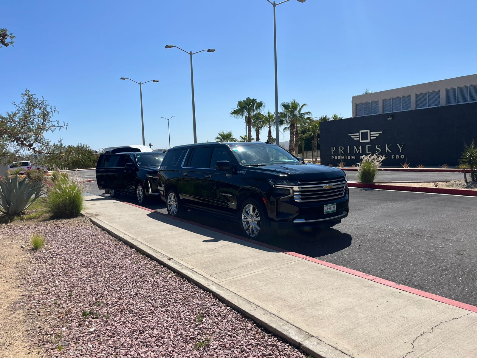 Chevrolet Suburban luxury transfer Los Cabos